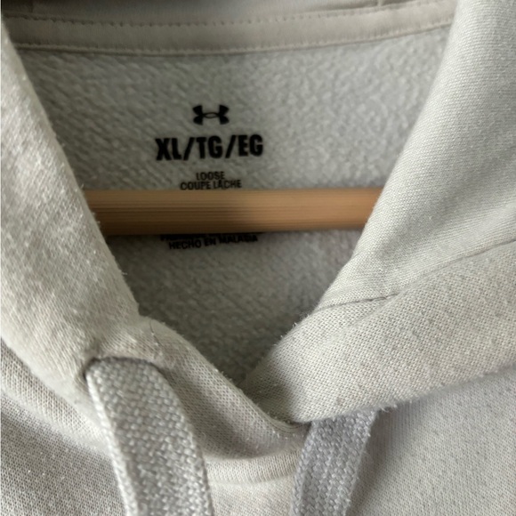 UNDER ARMOUR HOODIE - Picture 3 of 3